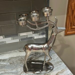 LARGE HEAVY METAL REINDEER CANDLE HOLDER 14x9